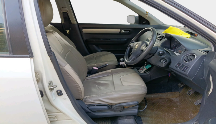 2010 Maruti Swift ZXI, Petrol, Manual, 99,346 km, interior