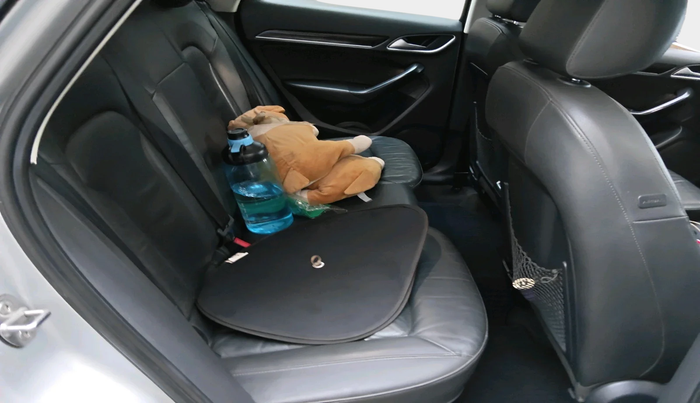 2014 Audi Q3 2.0 TDI QUATTRO, Diesel, Automatic, 1,17,177 km, interior