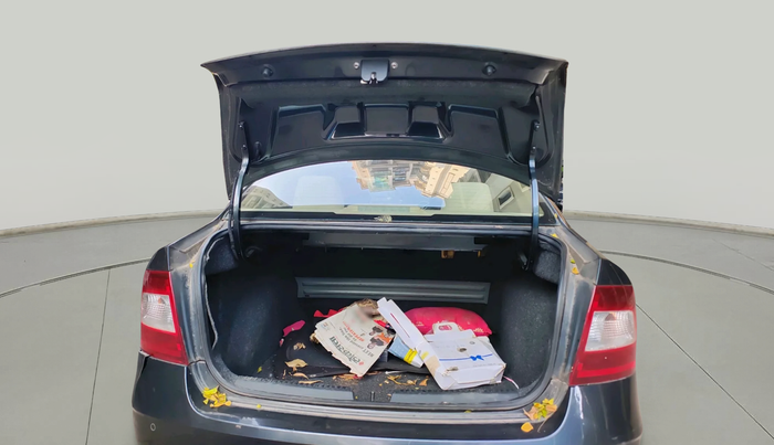 2017 Skoda Rapid STYLE 1.6 MPI AT, Petrol, Automatic, 45,233 km, exterior