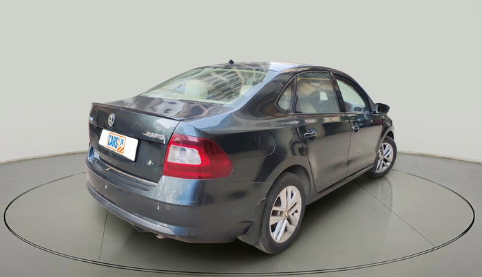 2017 Skoda Rapid STYLE 1.6 MPI AT, Petrol, Automatic, 45,233 km, exterior