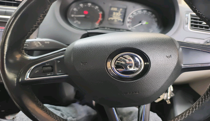 2017 Skoda Rapid STYLE 1.6 MPI AT, Petrol, Automatic, 45,233 km, interior