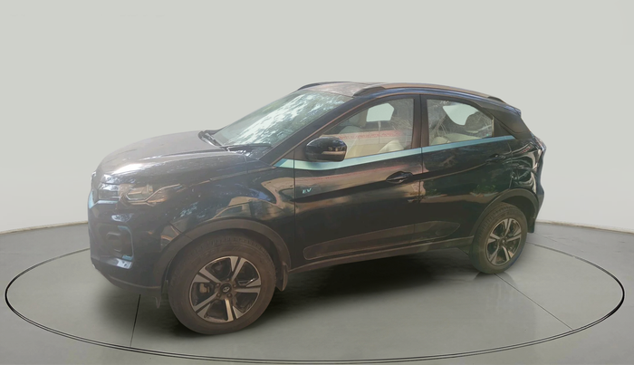2023 Tata NEXON EV XZ PLUS LUX, Electric, Automatic, 30,298 km, exterior
