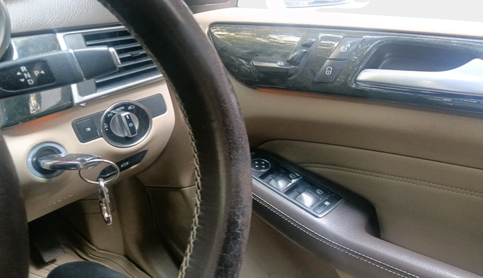 2014 Mercedes Benz Ml Class 250 CDI, Diesel, Automatic, 1,35,658 km, interior