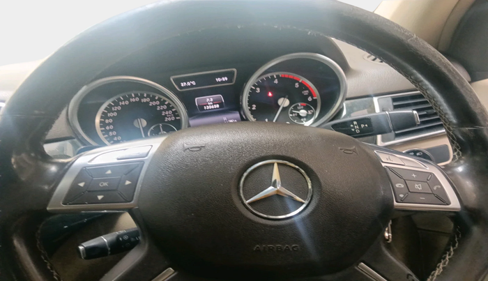 2014 Mercedes Benz Ml Class 250 CDI, Diesel, Automatic, 1,35,658 km, interior