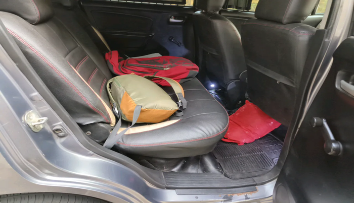 2016 Maruti Wagon R 1.0 LXI CNG, Petrol, Manual, 1,13,322 km, interior