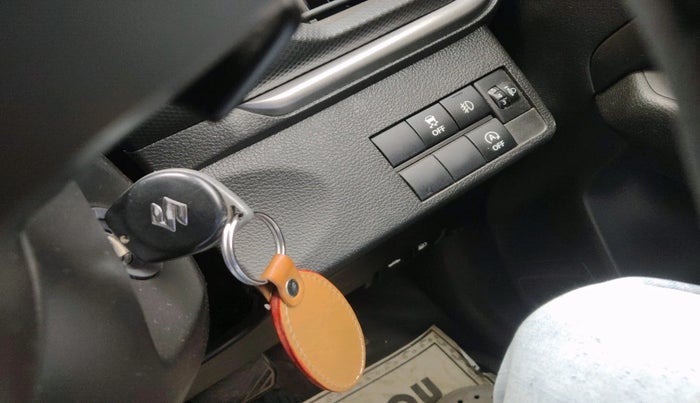 2023 Maruti BREZZA VXI AT SMART HYBRID, Petrol, Automatic, 21,488 km, interior