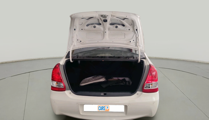 2011 Toyota Etios G, Petrol, Manual, 77,739 km, exterior