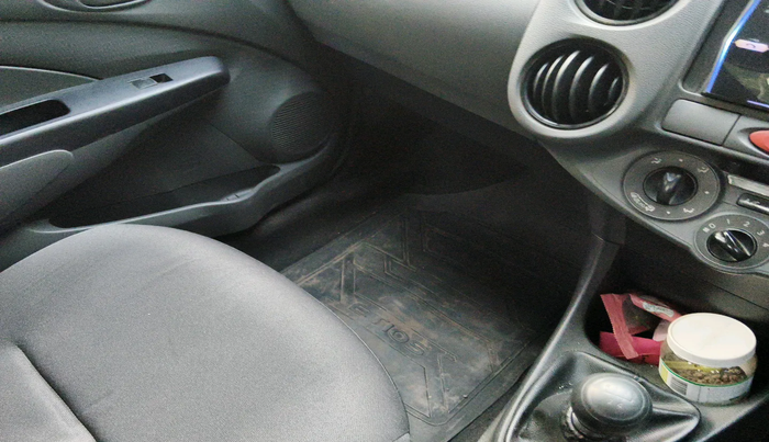 2012 Toyota Etios Liva GD, Diesel, Manual, 1,53,776 km, interior