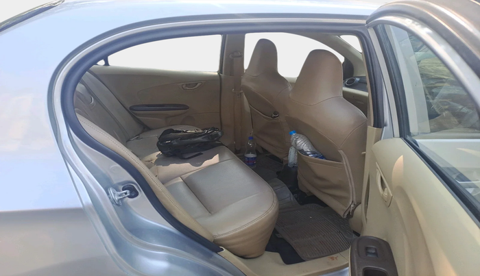2013 Honda Amaze 1.5L I-DTEC S, Diesel, Manual, 88,759 km, interior