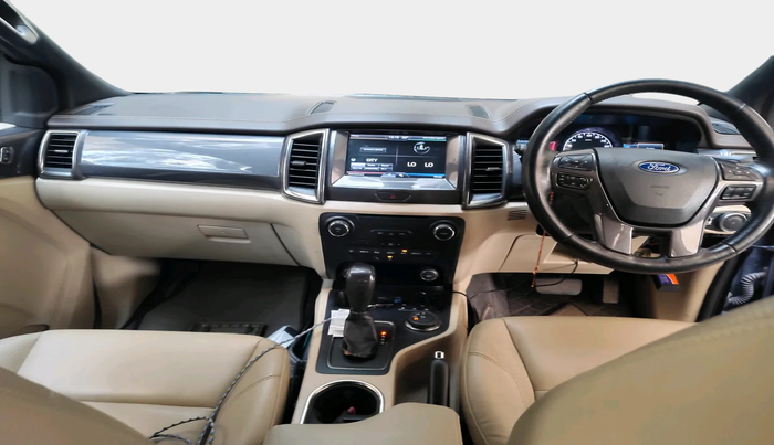 2016 Ford Endeavour TITANIUM 3.2 4X4 AT, Diesel, Automatic, 83,520 km, interior