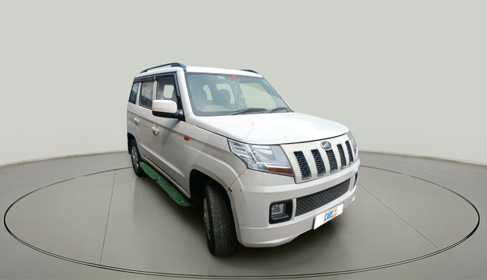 2017 Mahindra TUV300 T6 PLUS, Diesel, Manual, 1,08,528 km, exterior