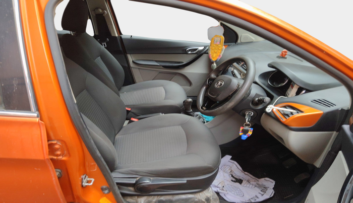 2019 Tata Tiago XZ PLUS DUAL TONE PETROL, Petrol, Manual, 1,01,453 km, interior