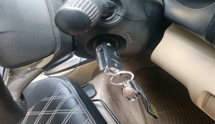 2012 Honda City 1.5L I-VTEC S MT, Petrol, Manual, 1,29,606 km, interior