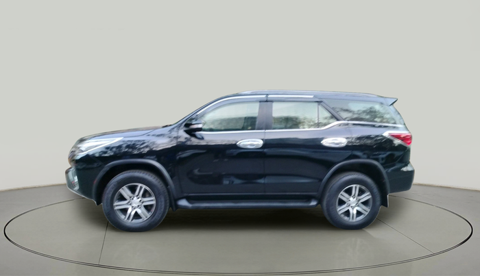 2017 Toyota Fortuner 2.8 4X2 AT, Diesel, Automatic, 88,091 km, exterior