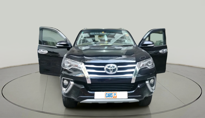 2017 Toyota Fortuner 2.8 4X2 AT, Diesel, Automatic, 88,091 km, exterior