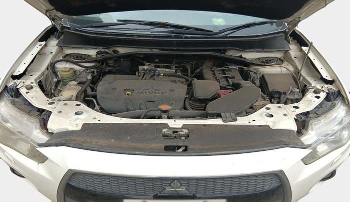 2011 Mitsubishi Outlander 2.4 MIVEC, Petrol, Automatic, 99,210 km, exterior