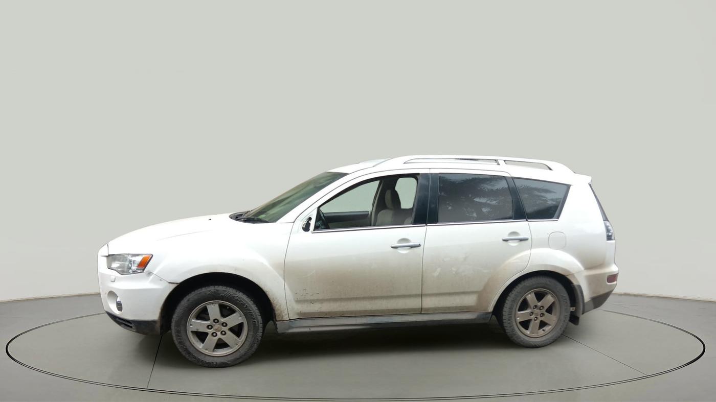 2011 Mitsubishi Outlander 2.4 MIVEC, Petrol, Automatic, 99,210 km, exterior