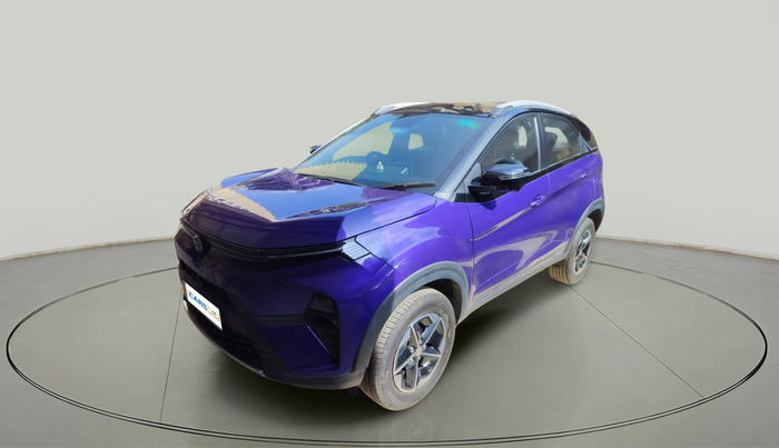 2023 Tata NEXON FEARLESS PURPLE + SUNROOF DCA DUAL TONE 1.2 PETROL, Petrol, Automatic, 3,500 km, exterior