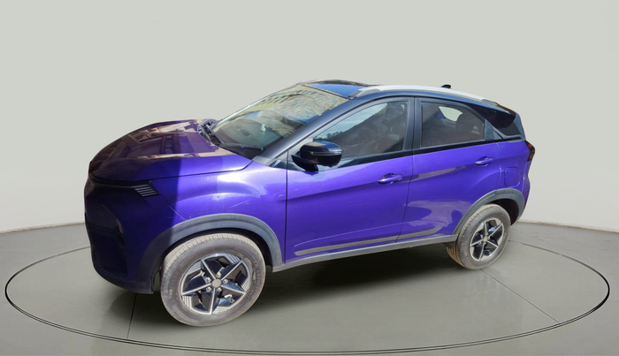 2023 Tata NEXON FEARLESS PURPLE + SUNROOF DCA DUAL TONE 1.2 PETROL, Petrol, Automatic, 3,500 km, exterior