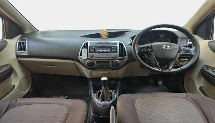 2013 Hyundai i20 SPORTZ 1.2, Petrol, Manual, 1,02,776 km, interior