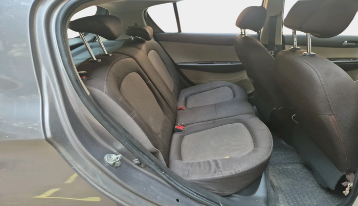 2013 Hyundai i20 SPORTZ 1.2, Petrol, Manual, 1,02,776 km, interior