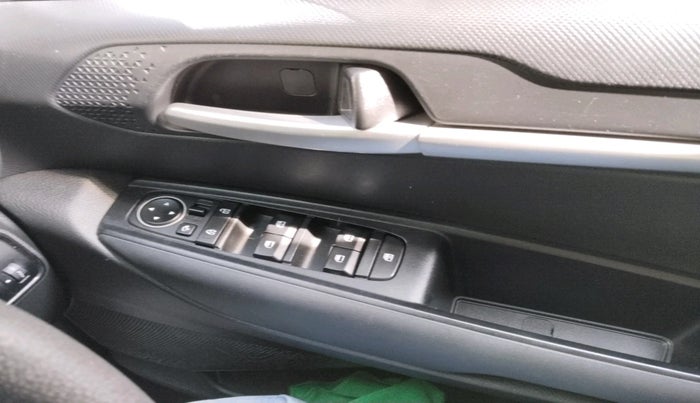 2023 KIA SONET HTK PLUS 1.2, Petrol, Manual, 39,104 km, interior