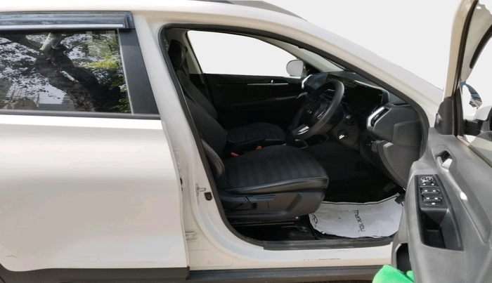 2023 KIA SONET HTK PLUS 1.2, Petrol, Manual, 39,104 km, interior