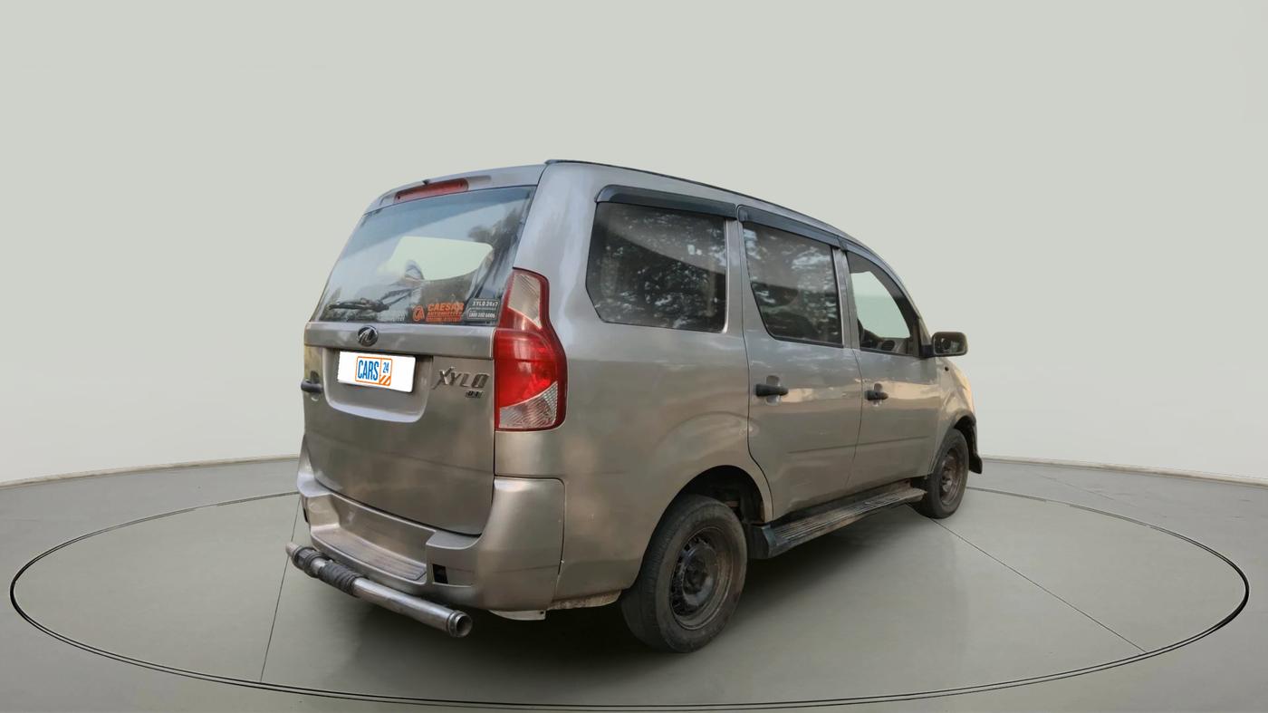 2013 Mahindra Xylo D4, Diesel, Manual, 2,41,360 km, exterior