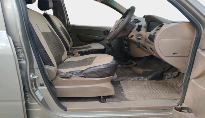 2013 Mahindra Xylo D4, Diesel, Manual, 2,41,360 km, interior