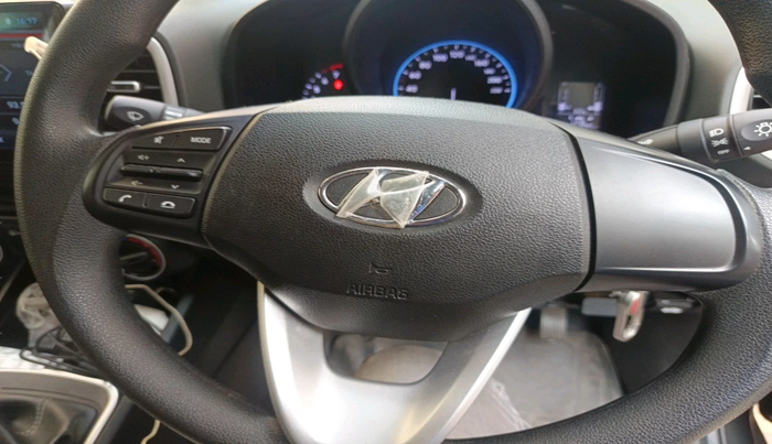 2020 Hyundai VENUE S 1.2, Petrol, Manual, 9,884 km, interior