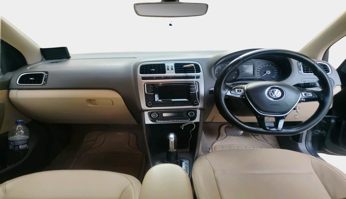 2016 Volkswagen Vento HIGHLINE 1.5 AT, Diesel, Automatic, 1,12,383 km, interior