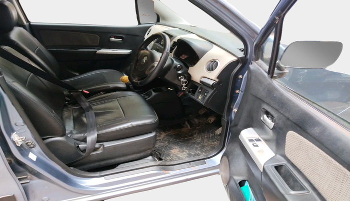 2015 Maruti Wagon R 1.0 LXI CNG, Petrol, Manual, 1,00,603 km, interior