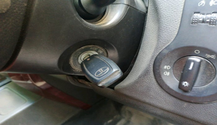 2011 Tata Aria PLEASURE 4X2, Diesel, Manual, 1,02,498 km, interior