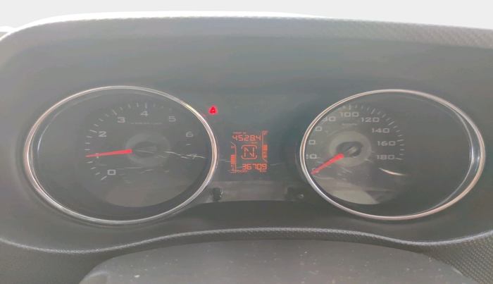 2016 Mahindra TUV300 T8 AMT, Diesel, Automatic, 4,30,000 km, interior