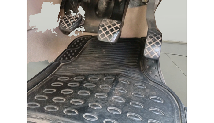 2011 Volkswagen Vento HIGHLINE 1.6 MPI, Petrol, Manual, 64,183 km, interior