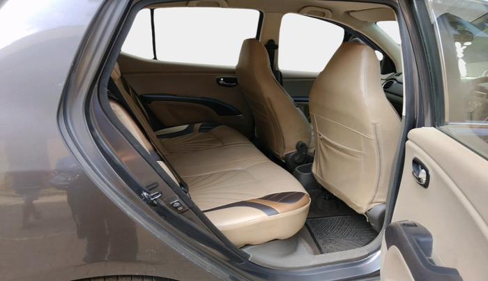 2011 Hyundai i10 SPORTZ 1.2 AT, Petrol, Automatic, 2,71,319 km, interior