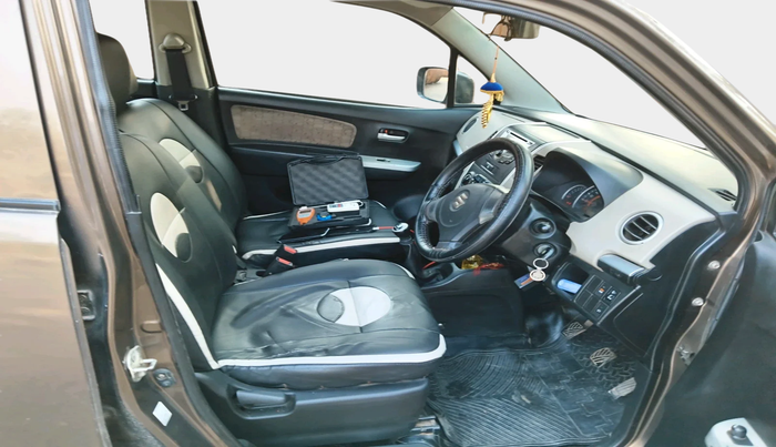 2013 Maruti Wagon R 1.0 VXI, Petrol, Manual, 1,42,149 km, interior