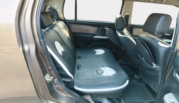 2013 Maruti Wagon R 1.0 VXI, Petrol, Manual, 1,42,149 km, interior