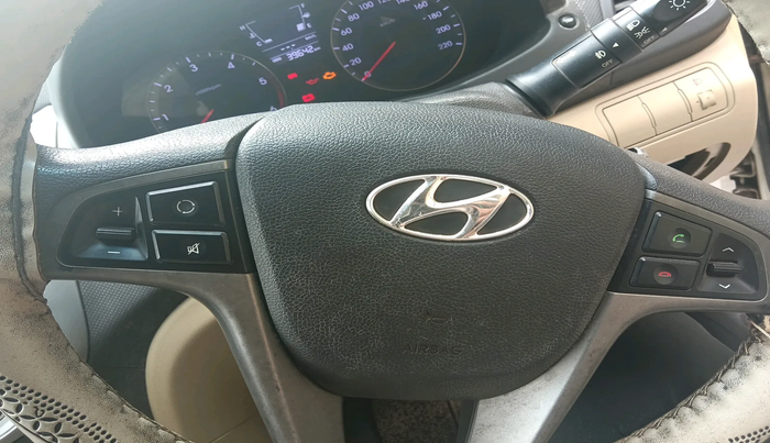 2017 Hyundai Verna 1.6 CRDI SX, Diesel, Manual, 39,642 km, interior