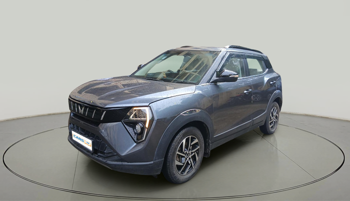 2024 Mahindra XUV 3XO AX5 1.2 L TCMPFI AT, Petrol, Automatic, 13,065 km, exterior