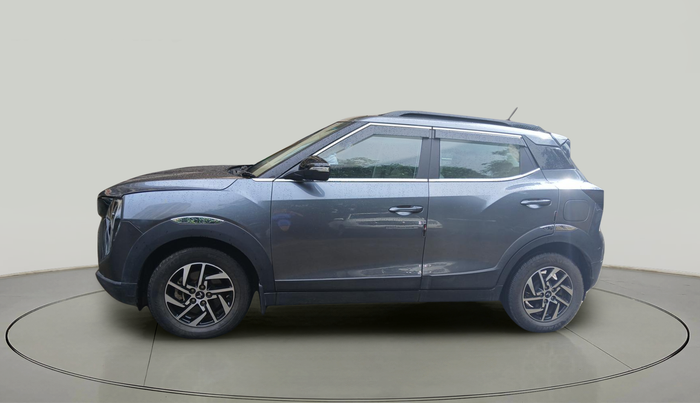 2024 Mahindra XUV 3XO AX5 1.2 L TCMPFI AT, Petrol, Automatic, 13,065 km, exterior