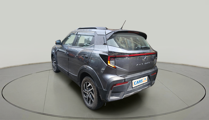 2024 Mahindra XUV 3XO AX5 1.2 L TCMPFI AT, Petrol, Automatic, 13,065 km, exterior