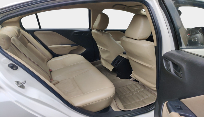 2014 Honda City 1.5L I-VTEC SV, Petrol, Manual, 1,27,505 km, interior