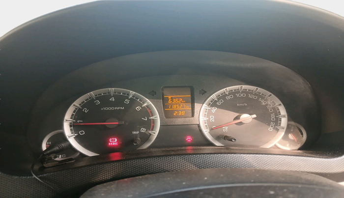 2013 Maruti Swift VXI, Petrol, Manual, 1,18,527 km, interior