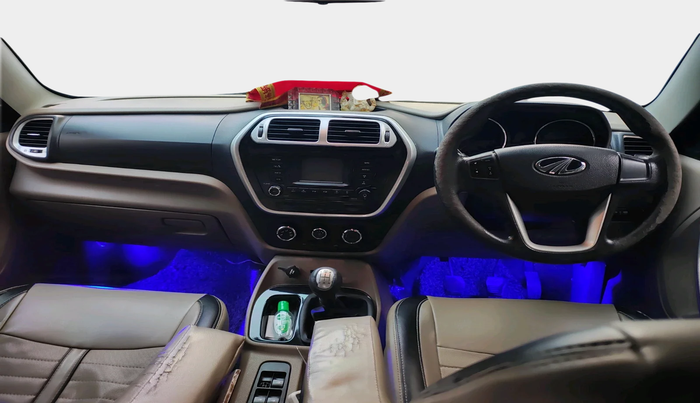 2015 Mahindra TUV300 T8, Diesel, Manual, 1,07,977 km, interior