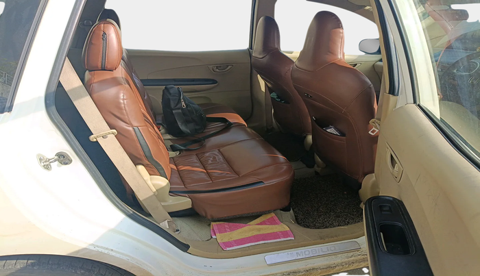 2015 Honda Mobilio 1.5L I-DTEC S, Diesel, Manual, 1,66,360 km, interior