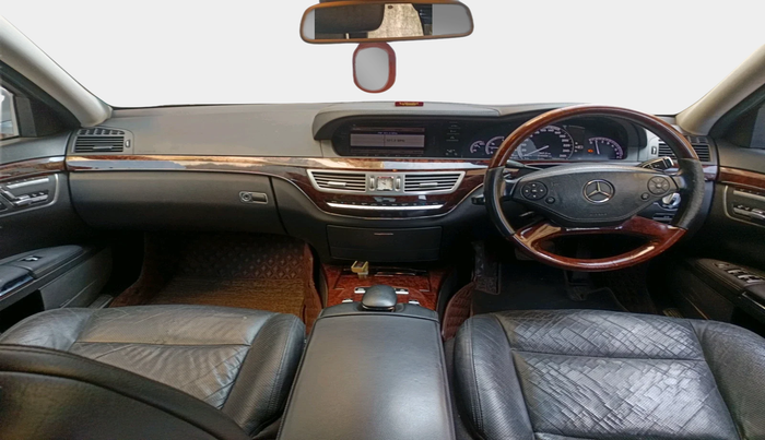 2010 Mercedes Benz S Class 350 L, Petrol, Automatic, 1,10,320 km, interior