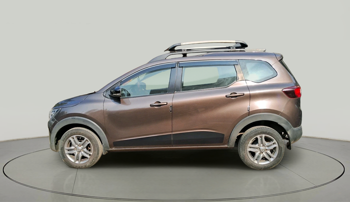 2022 Renault TRIBER RXZ AMT, Petrol, Automatic, 13,007 km, exterior