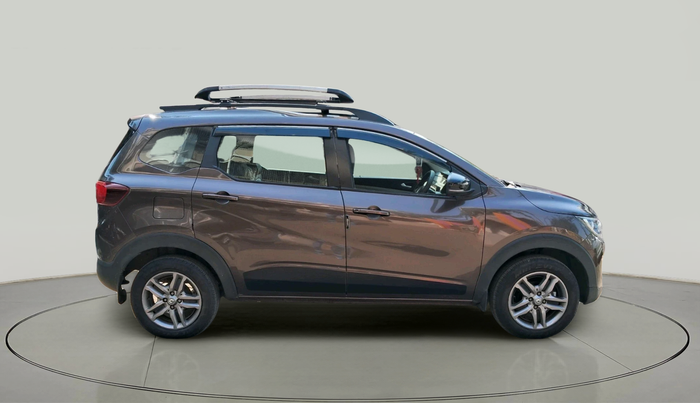 2022 Renault TRIBER RXZ AMT, Petrol, Automatic, 13,007 km, exterior