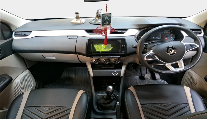 2022 Renault TRIBER RXZ AMT, Petrol, Automatic, 13,007 km, interior